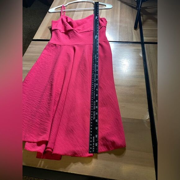 Hot pink‎ see you Monday dress - Picture 4 of 6